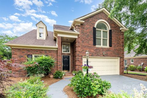7031 Walton Heath Lane sold home in Pullengreen, Charlotte, NC