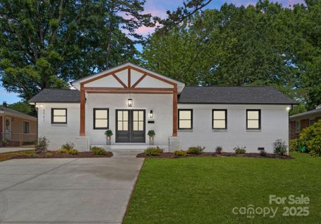 4562 Rockford Court