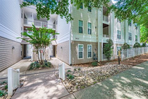 Previously sold for $255,000