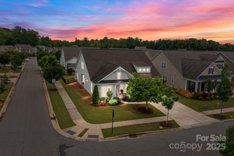 16034 Rushwick Drive sold home in Bellington, Huntersville, NC