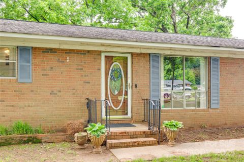 504 Amon Lane sold home in Ravenwood, Pineville, NC