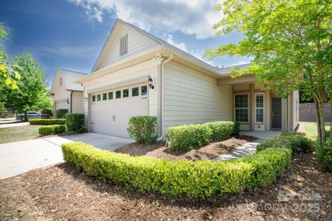238 Cherrytree Drive pending home in Carolina Orchards, Fort Mill, SC