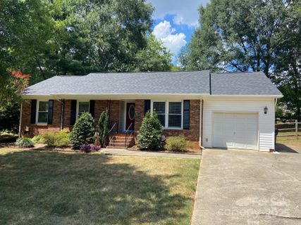 2418 Live Oak Court sold home in Castlewood, Gastonia, NC