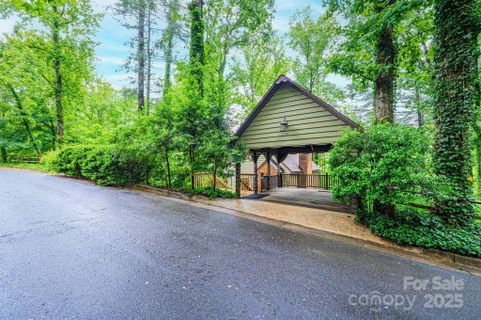 809 Westminster Circle sold home in British Woods, Lenoir, NC