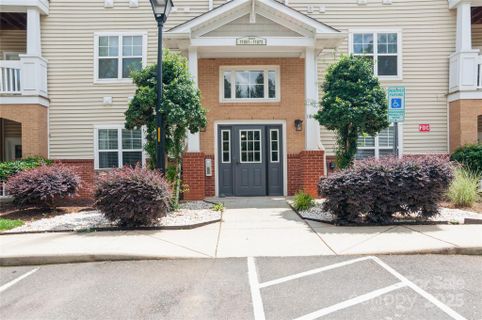 11863 Ridgeway Park Drive pending home in Copper Ridge, Charlotte, NC