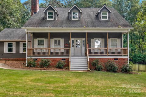 5317 Black Oak Lane sold home in Oak Hill Plantation, Waxhaw, NC