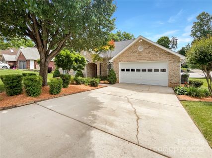 1326 Crown Ridge Drive sold home in Palmetto West, Fort Mill, SC