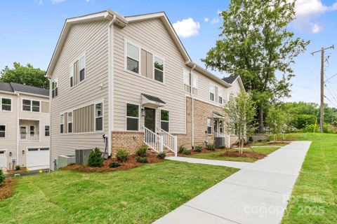 3924 Hager Drive sold home in Westerly Hills, Charlotte, NC