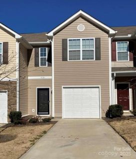9170 Bradstreet Commons Way sold home in Crossley Village, Charlotte, NC