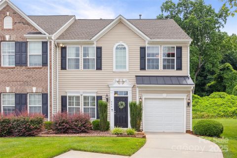 444 Battery Circle