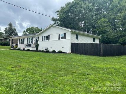 135 Michelle Drive sold home in East Park, Ellenboro, NC