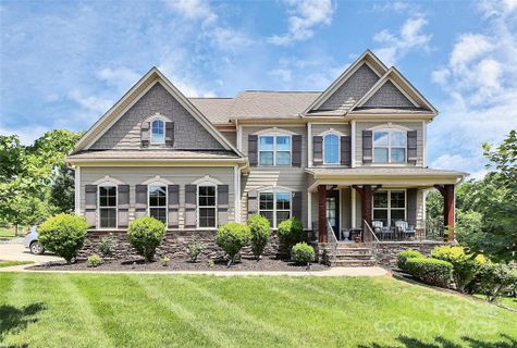 9011 Kensington Forest Drive sold home in Kensington Forest, Harrisburg, NC