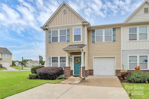 2840 Hopeton Court sold home in Charlestown, Monroe, NC