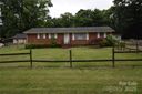 908 Ravendale Drive sold home in Charlotte, SC