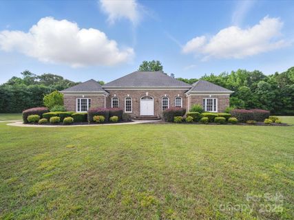 1340 Canter Lane sold home in Shiloh Farms, York, SC
