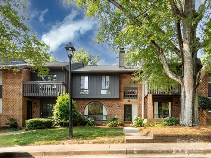 5809 Sharon Road sold home in Southwood, Charlotte, NC