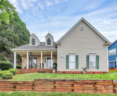 10449 Quiet Bay Court sold home in Windward Cove, Charlotte, NC