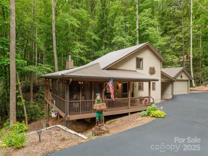 141 Creekside Drive sold home in Creekside Villas, Maggie Valley, NC