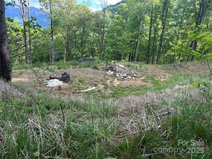 455 Spring Valley Drive sold home in Spring Valley, Waynesville, NC
