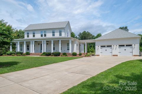 1621 Lakefield Circle sold home in Country Club Estates, Gastonia, NC
