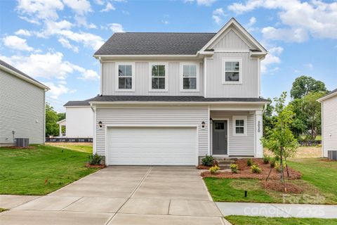2051 Sadler Woods Lane sold home in Sadler Village, Charlotte, NC
