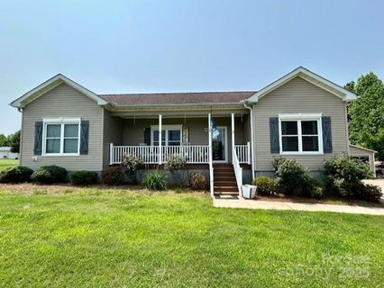 1545 Lewis Farm Road sold home in Lewis Farm Estates, Kings Mountain, NC