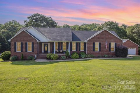214 Silver Creek Lane sold home in Homestead Acres, Shelby, NC