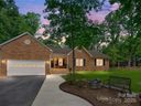 7300 Bailywick Drive sold home in Waxhaw, SC