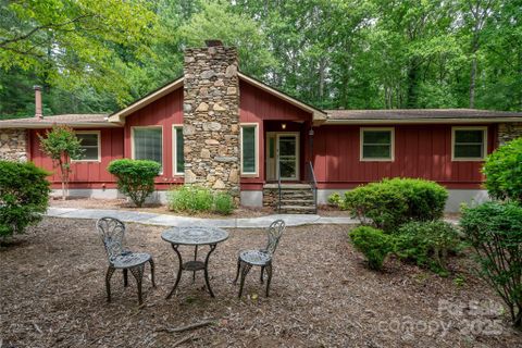 12 Surrey Run sold home in Hunters Crossing, Hendersonville, NC