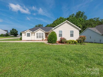 1271 Applewood Lane sold home in Brookside, York, SC