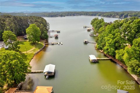 669 Kenway Loop