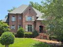 817 Arborfield Drive sold home in Matthews, SC