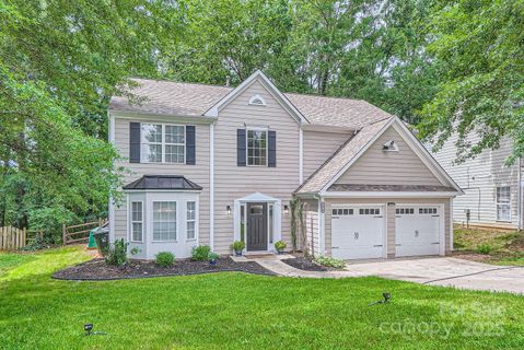 7810 Leisure Lane