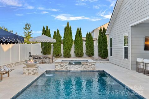 12615 Es Draper Drive