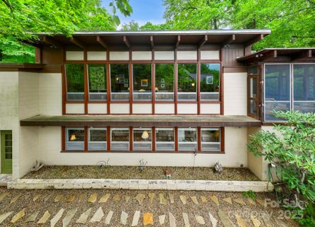 21 Rhododendron Road sold home in Christmount, Black Mountain, NC
