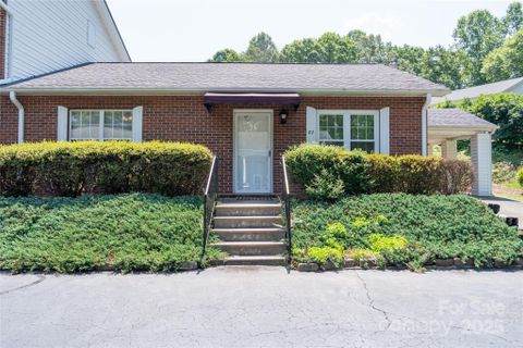 75 Laurelwood Drive sold home in Laurelwood, Marion, NC