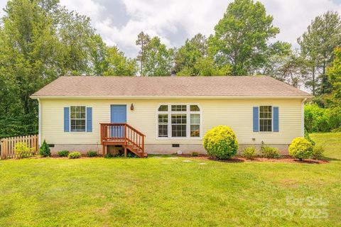 27 Jackson Cove Road sold home in Jackson Cove, Leicester, NC
