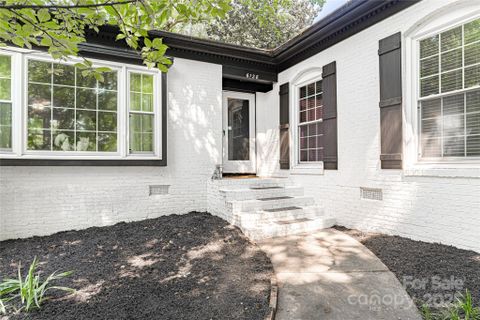6128 Coatbridge Lane sold home in McClintock Woods, Charlotte, NC