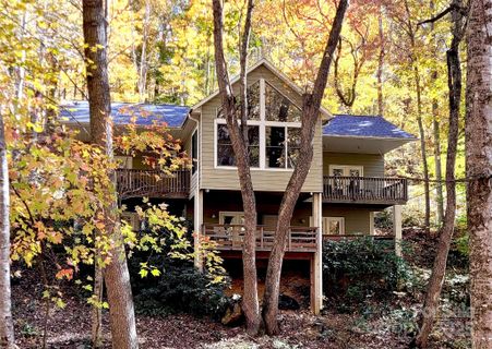 Homes in Shadow Woods, Waynesville