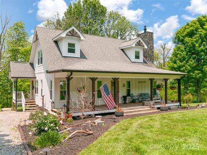 540 Windswept Ridge Road sold home in The Glade, Canton, NC