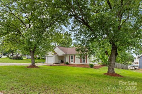 510 Viking Place sold home in Willow Bend, Concord, NC