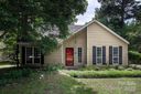 8618 Rittenhouse Circle sold home in Charlotte, SC
