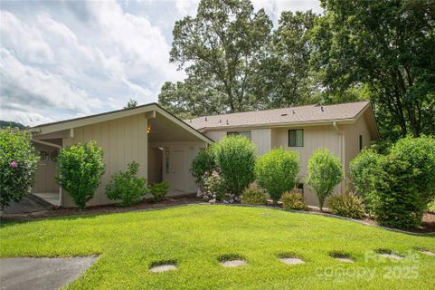 164 Glen Cannon Point pending home in Glen Cannon, Pisgah Forest, NC
