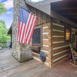 710 River Hills Road