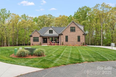 1231 Scout Road