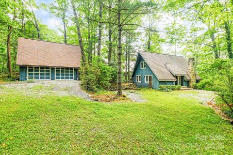 193 Falls View Drive sold home in Whetstone Gap, Lake Toxaway, NC