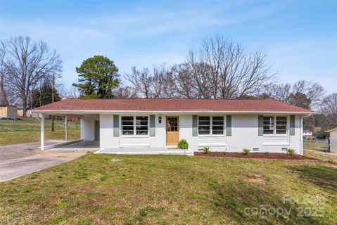 2232 Glenraven Avenue sold home in Richland Park, Gastonia, NC