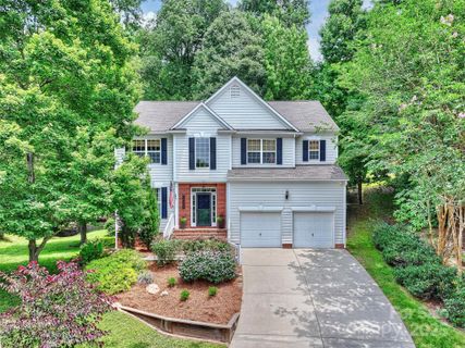 14203 Queens Carriage Place sold home in Harbor Club, Charlotte, NC
