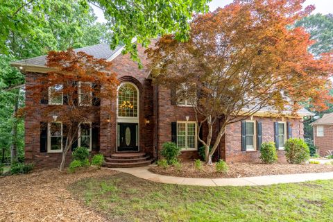 4672 Snow Drive sold home in Bradford Park, Harrisburg, NC