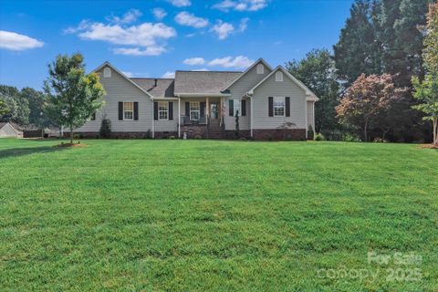 166 Rumple Hill Drive sold home in Lippard Springs, Statesville, NC